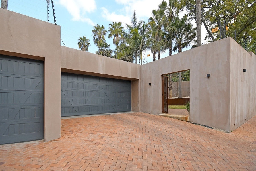 4 Bedroom Property for Sale in Atholl Gauteng