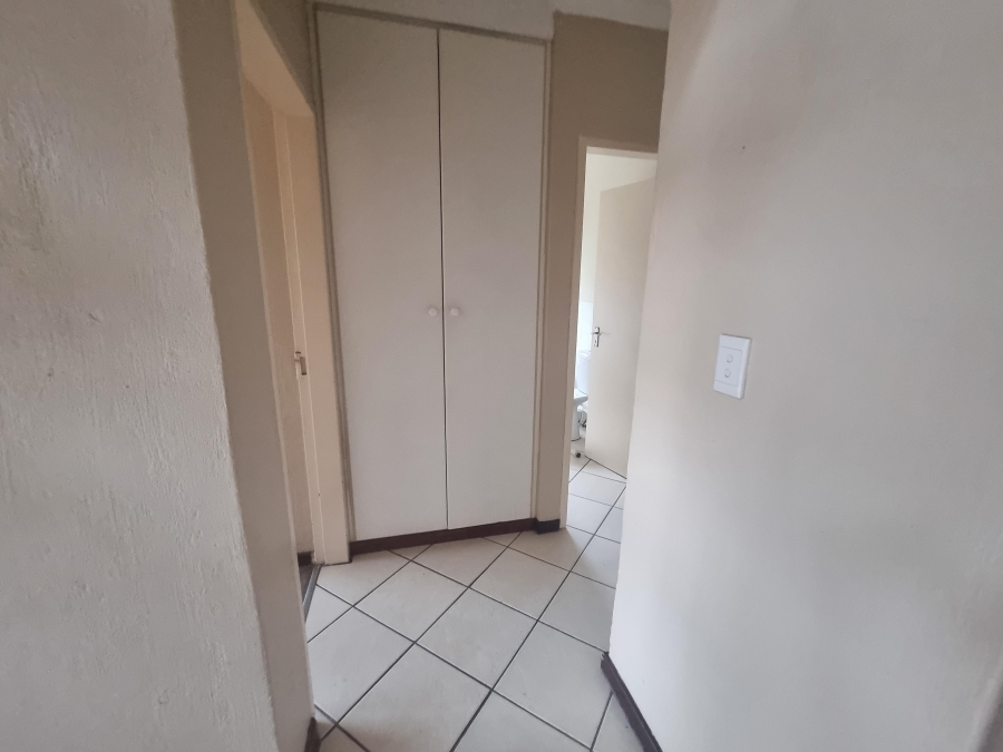 2 Bedroom Property for Sale in Honeypark Gauteng