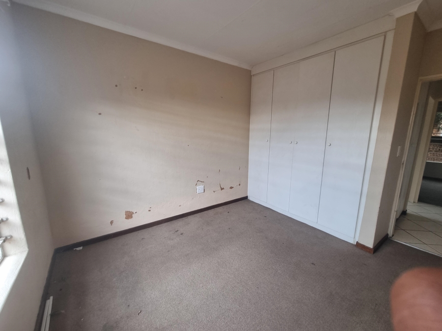 2 Bedroom Property for Sale in Honeypark Gauteng