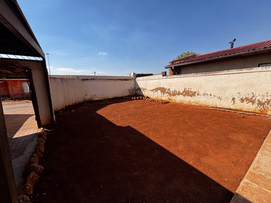 1 Bedroom Property for Sale in Tsakane Ext 12 Gauteng
