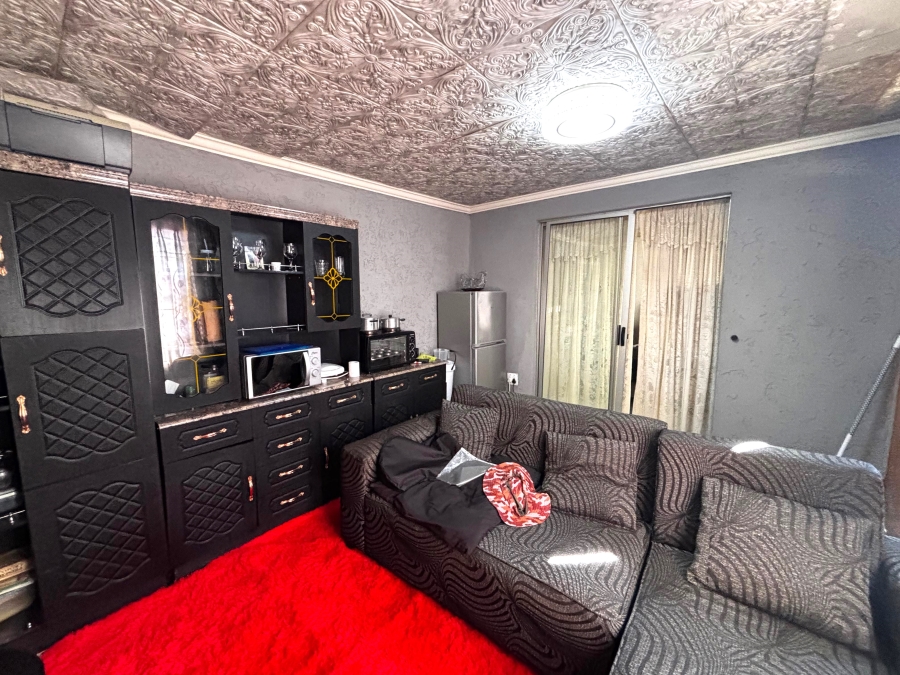 1 Bedroom Property for Sale in Tsakane Ext 12 Gauteng