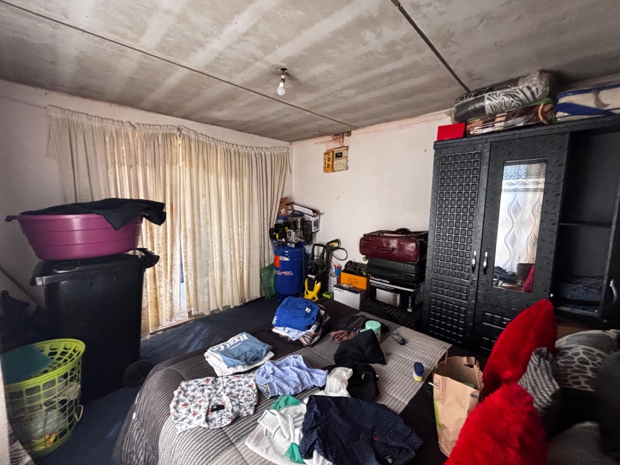 1 Bedroom Property for Sale in Tsakane Ext 12 Gauteng