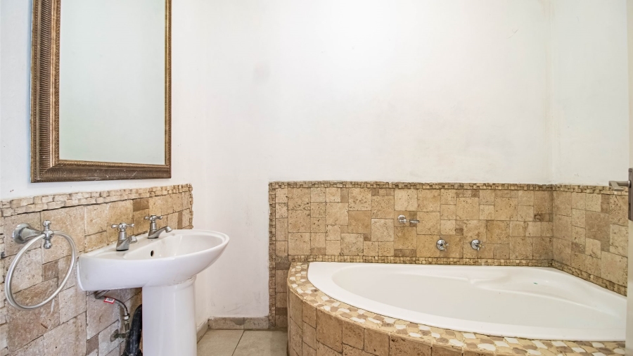 3 Bedroom Property for Sale in Ruimsig Gauteng