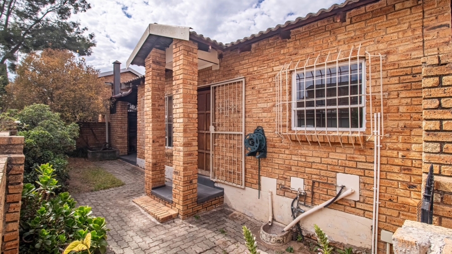 3 Bedroom Property for Sale in Ruimsig Gauteng