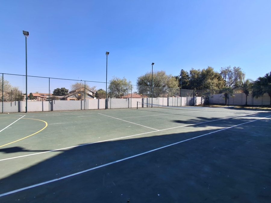 1 Bedroom Property for Sale in Eden Glen Gauteng