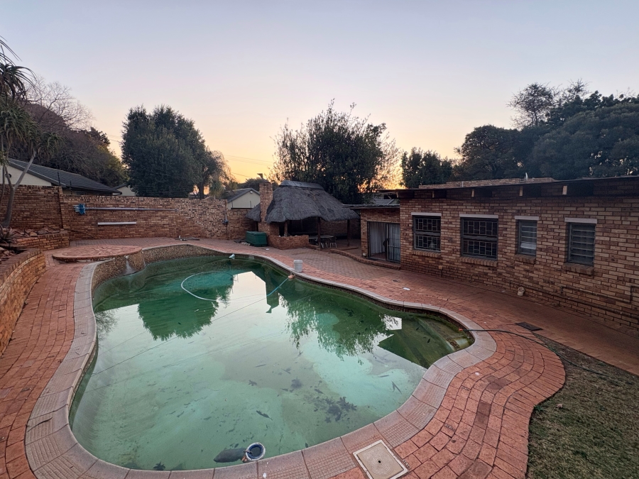 9 Bedroom Property for Sale in Wonderboom Gauteng