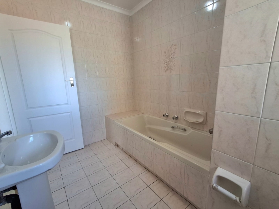 3 Bedroom Property for Sale in Eden Glen Gauteng