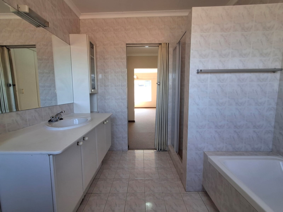 3 Bedroom Property for Sale in Eden Glen Gauteng