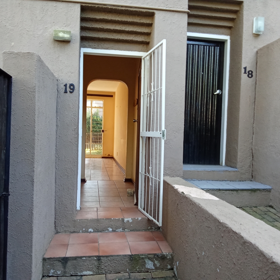 2 Bedroom Property for Sale in Florida Gauteng