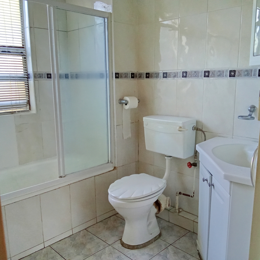 2 Bedroom Property for Sale in Florida Gauteng
