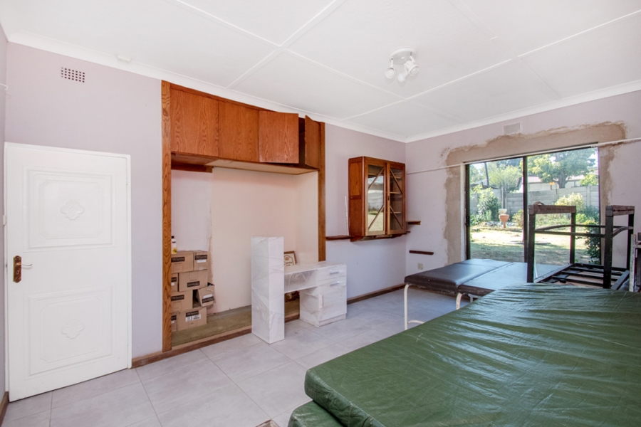 To Let 5 Bedroom Property for Rent in Vandia Grove Gauteng