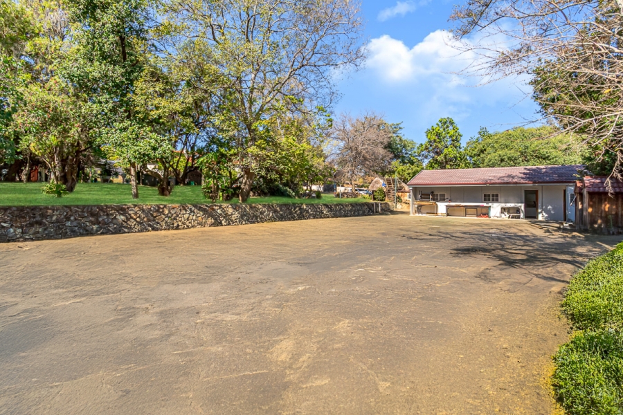 To Let 5 Bedroom Property for Rent in Vandia Grove Gauteng