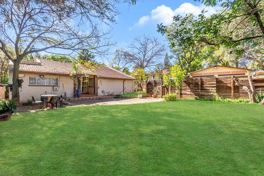 To Let 5 Bedroom Property for Rent in Vandia Grove Gauteng