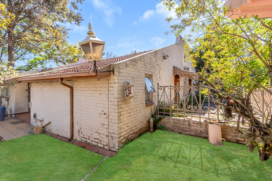 To Let 5 Bedroom Property for Rent in Vandia Grove Gauteng