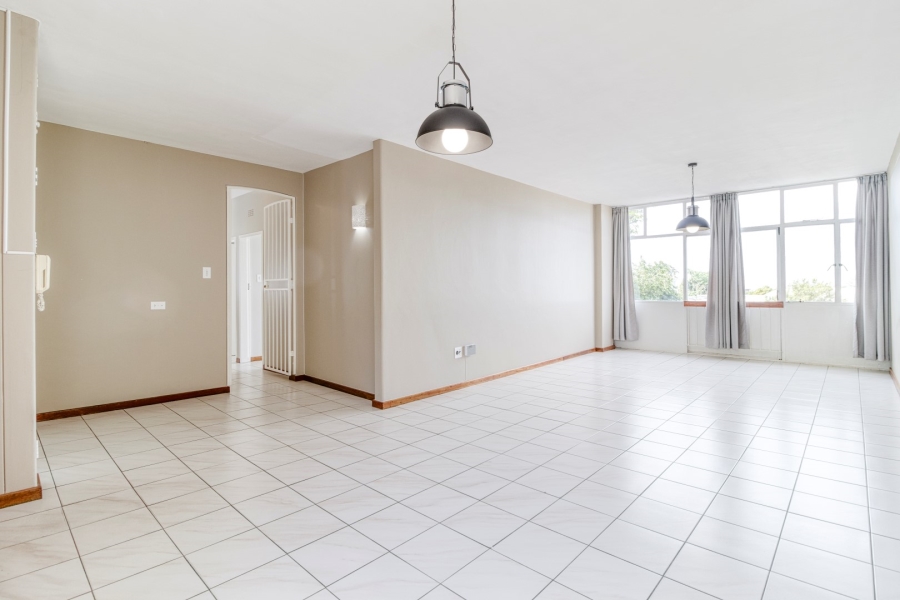 To Let 2 Bedroom Property for Rent in Linden Gauteng