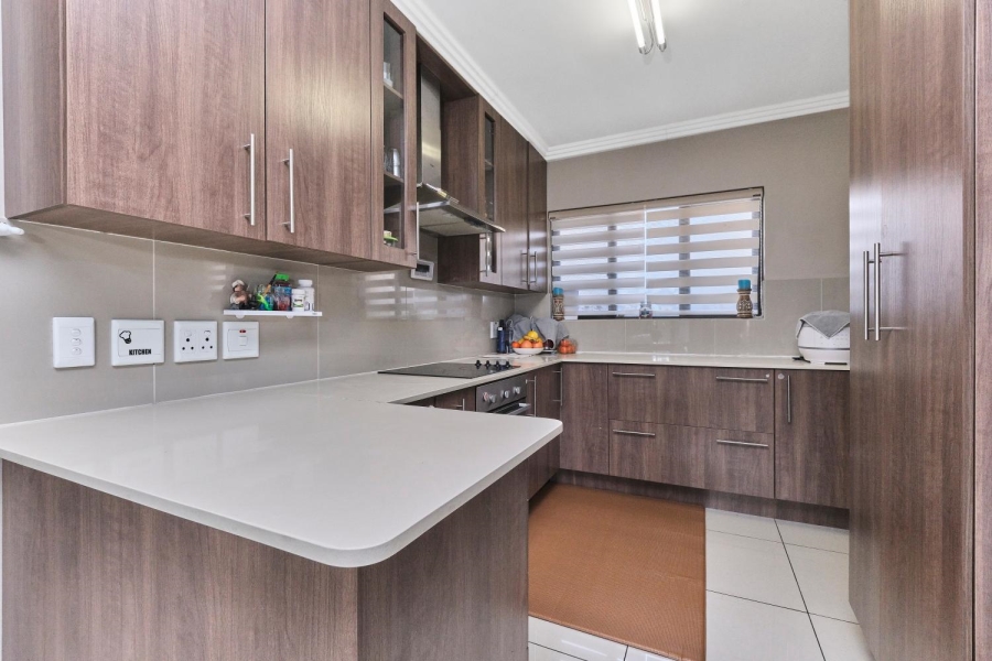 3 Bedroom Property for Sale in Barbeque Downs Gauteng
