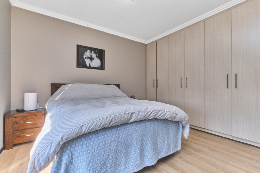 3 Bedroom Property for Sale in Barbeque Downs Gauteng