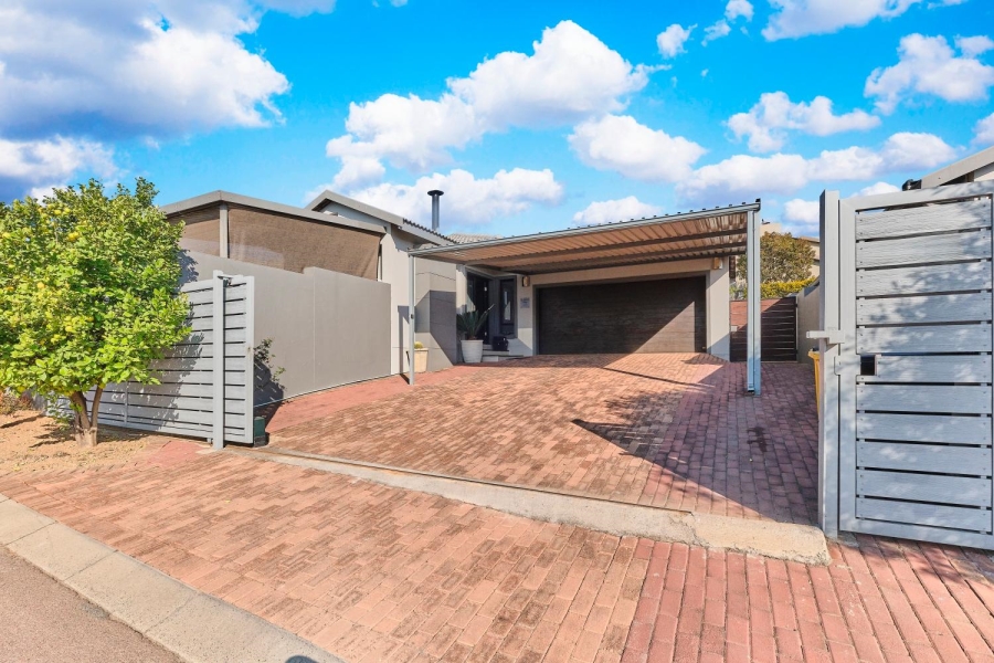 3 Bedroom Property for Sale in Barbeque Downs Gauteng