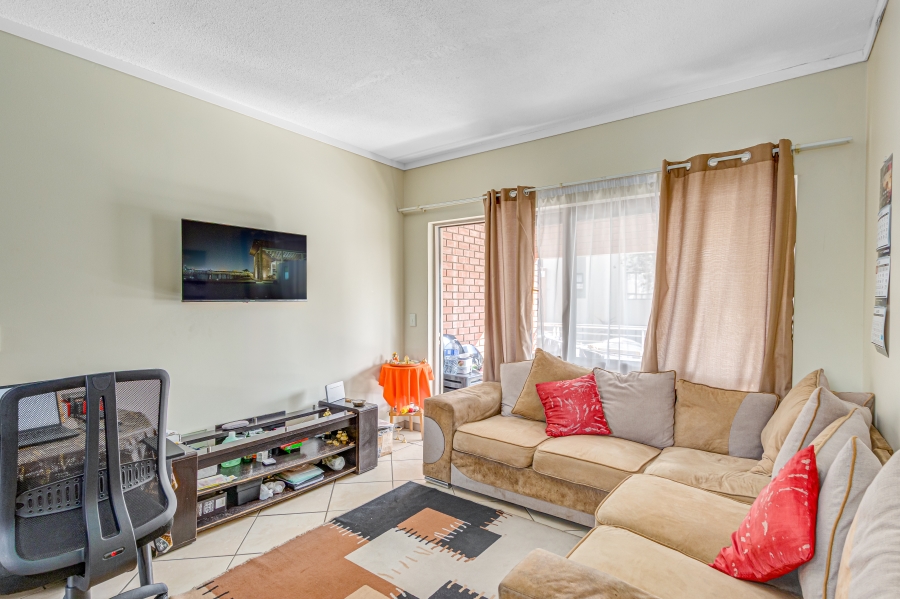 1 Bedroom Property for Sale in Lonehill Gauteng