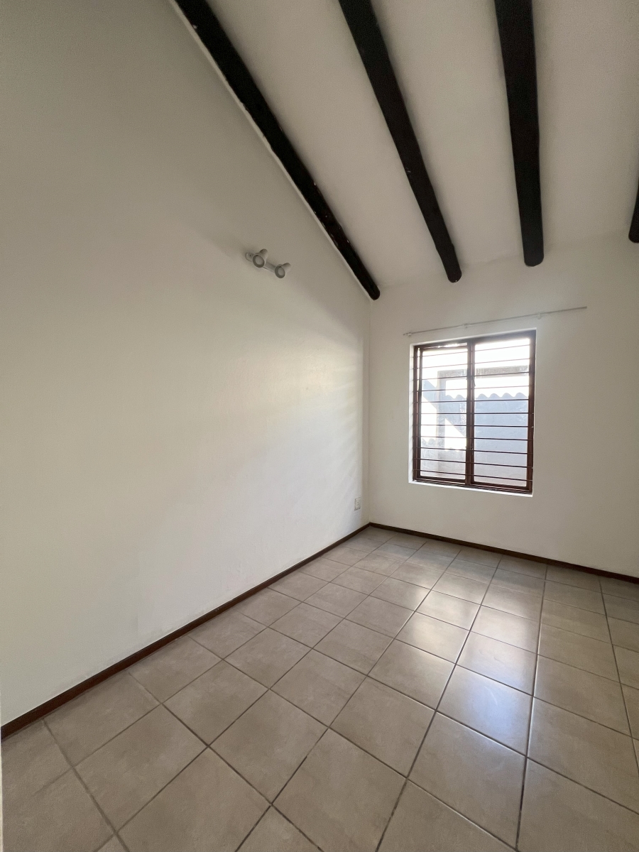 To Let 3 Bedroom Property for Rent in North Riding Gauteng