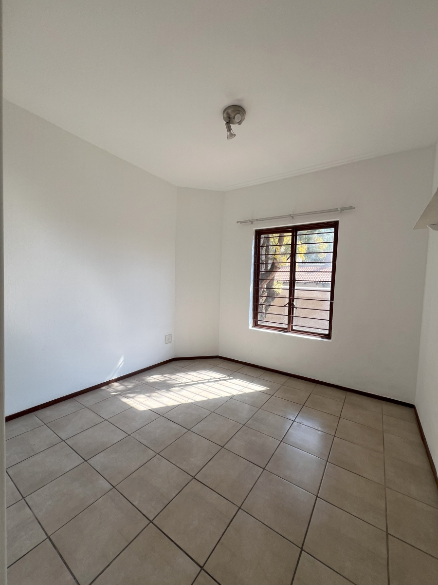 To Let 3 Bedroom Property for Rent in North Riding Gauteng