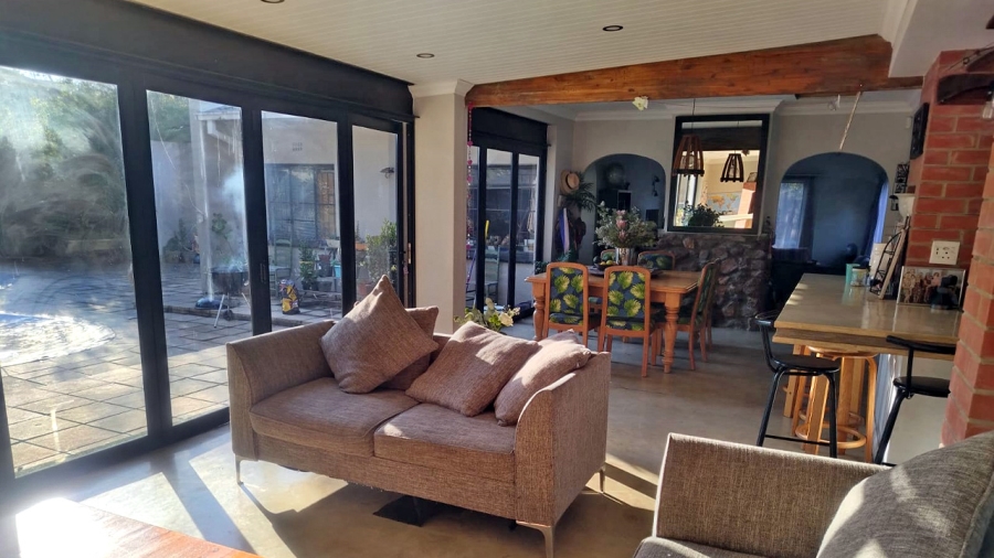 3 Bedroom Property for Sale in Klevehill Park Gauteng