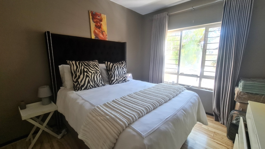 To Let 1 Bedroom Property for Rent in Bryanston Gauteng