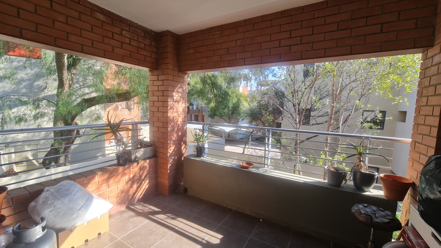 To Let 1 Bedroom Property for Rent in Bryanston Gauteng