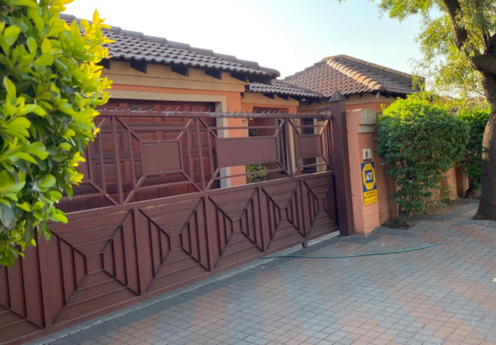 3 Bedroom Property for Sale in The Orchards Gauteng