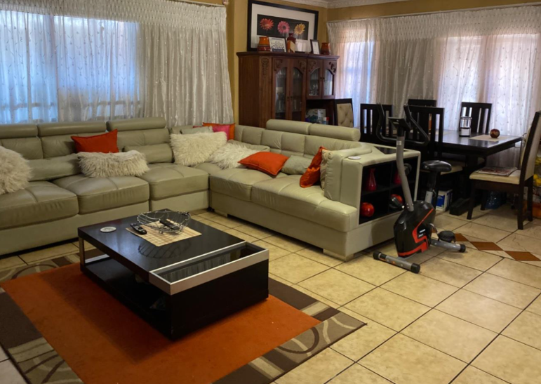 3 Bedroom Property for Sale in The Orchards Gauteng