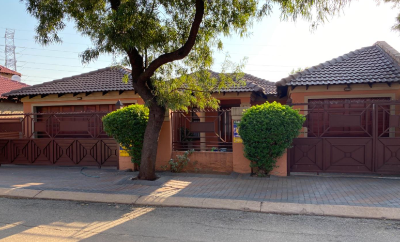 3 Bedroom Property for Sale in The Orchards Gauteng