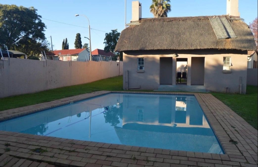 2 Bedroom Property for Sale in Carenvale Gauteng