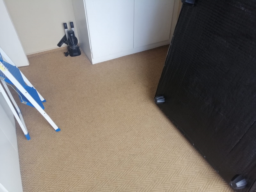 To Let 2 Bedroom Property for Rent in Florida Glen Gauteng