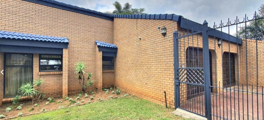 4 Bedroom Property for Sale in Moreleta Park Gauteng