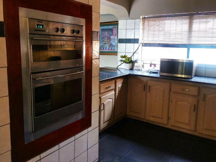 4 Bedroom Property for Sale in Moreleta Park Gauteng