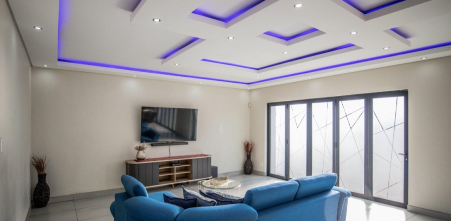 4 Bedroom Property for Sale in The Orchards Gauteng