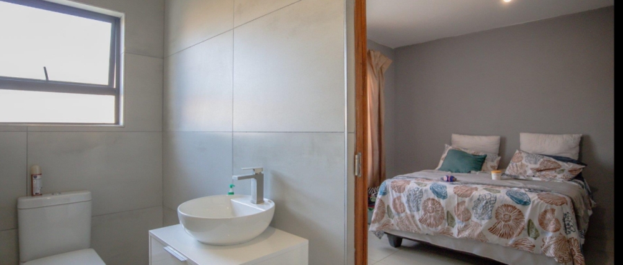 4 Bedroom Property for Sale in The Orchards Gauteng