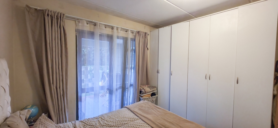 2 Bedroom Property for Sale in Noordwyk Gauteng