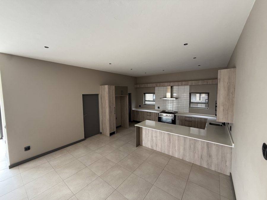 4 Bedroom Property for Sale in Homes Haven Gauteng