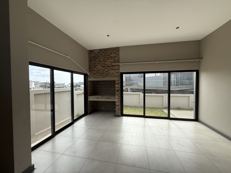4 Bedroom Property for Sale in Homes Haven Gauteng