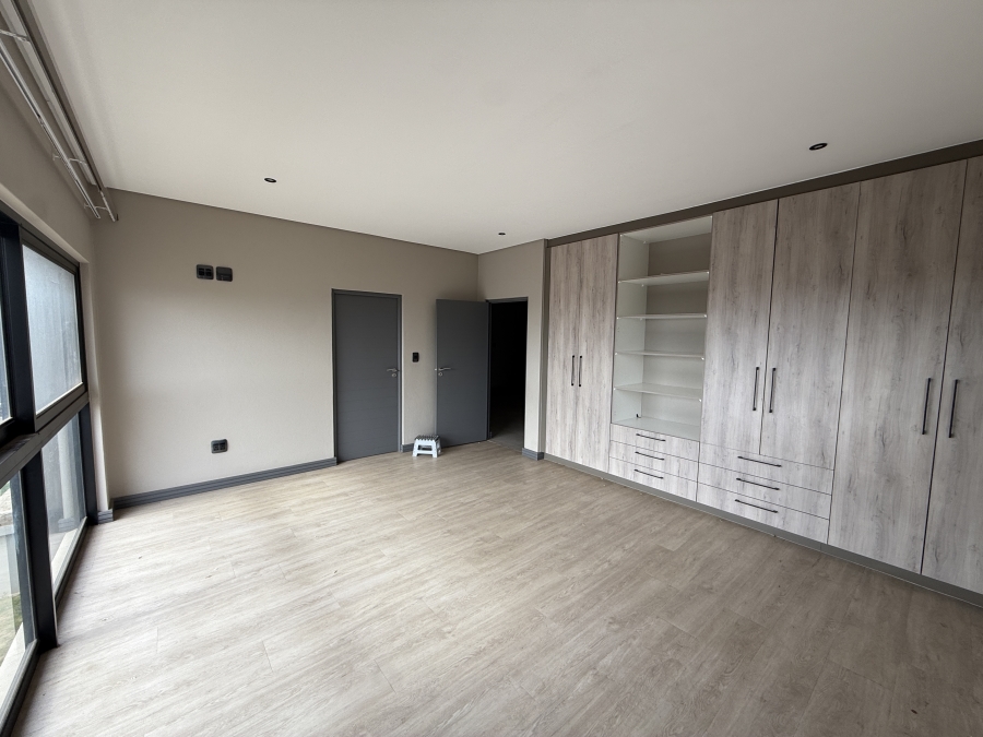 4 Bedroom Property for Sale in Homes Haven Gauteng