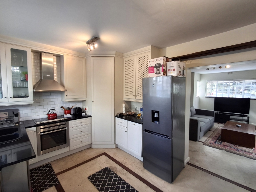 2 Bedroom Property for Sale in Craighall Park Gauteng