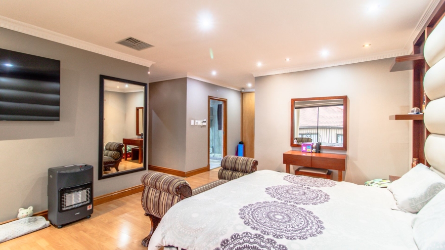 4 Bedroom Property for Sale in Bassonia Gauteng