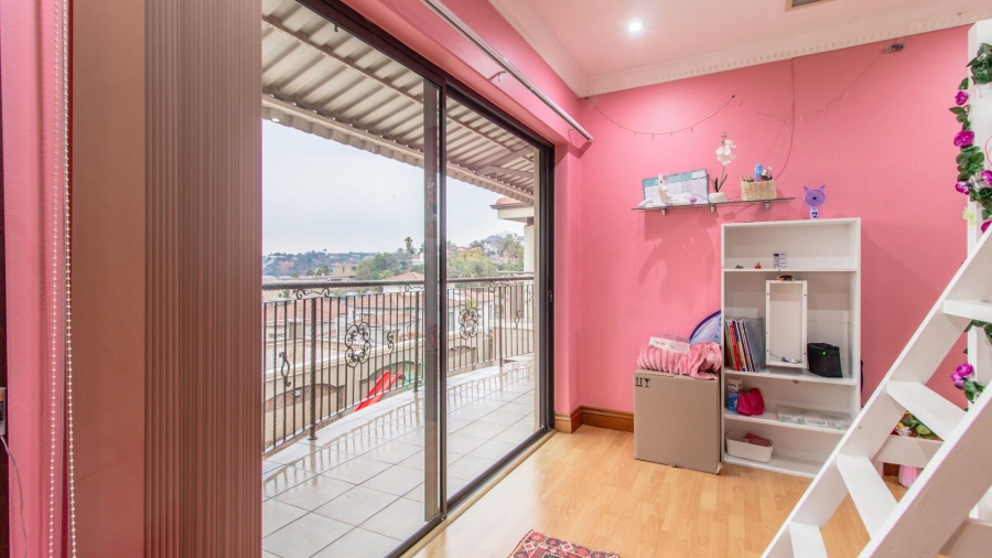 4 Bedroom Property for Sale in Bassonia Gauteng