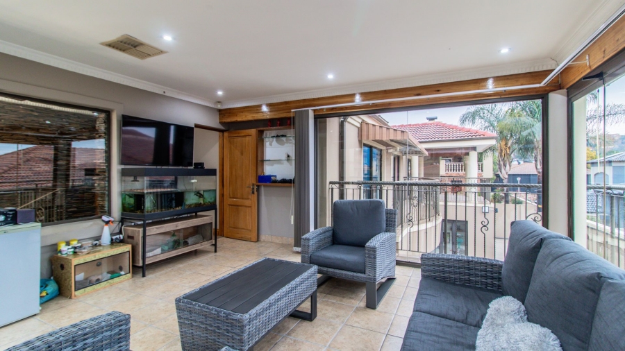 4 Bedroom Property for Sale in Bassonia Gauteng