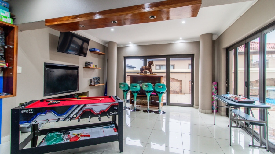 4 Bedroom Property for Sale in Bassonia Gauteng