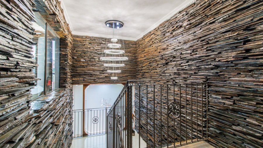 4 Bedroom Property for Sale in Bassonia Gauteng