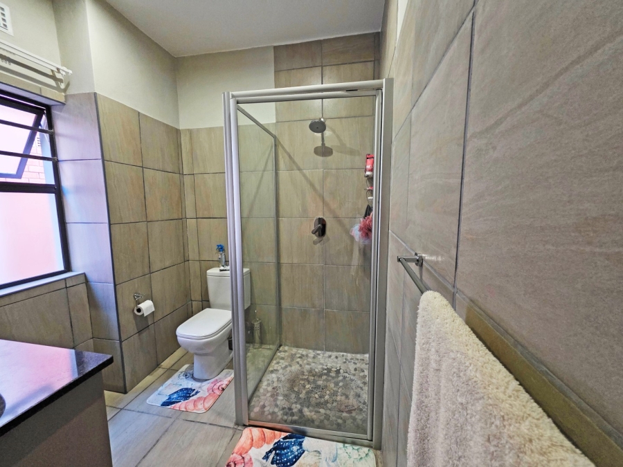2 Bedroom Property for Sale in Ferndale Gauteng