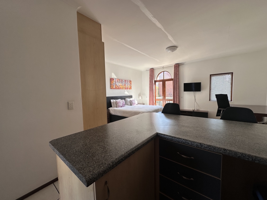 To Let 1 Bedroom Property for Rent in Sandown Gauteng