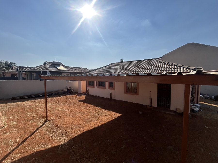 3 Bedroom Property for Sale in Amandasig Gauteng